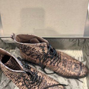 Vintage Alexander McQueen Mens Skull Boots